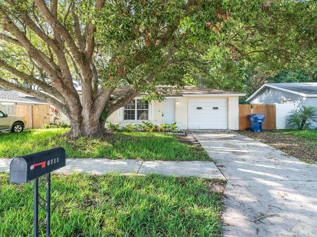 6711 ALBEMARLE PARKWAY NEW PORT RICHEY, FL 34653