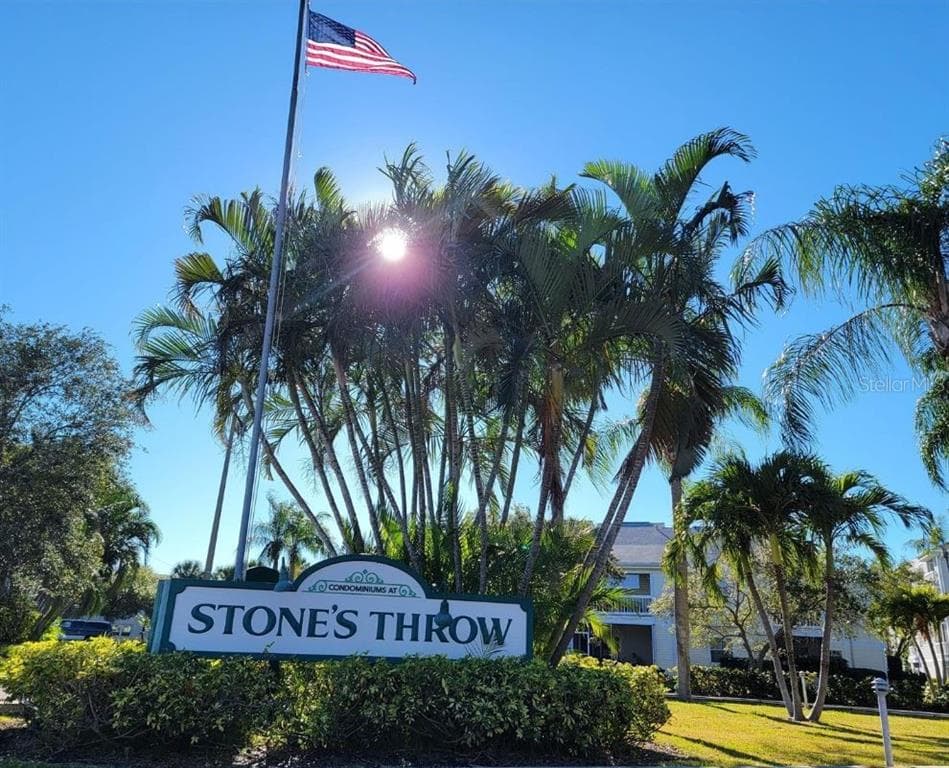 6916 STONESTHROW CIRCLE N UNIT 9107 ST PETERSBURG, FL 33710