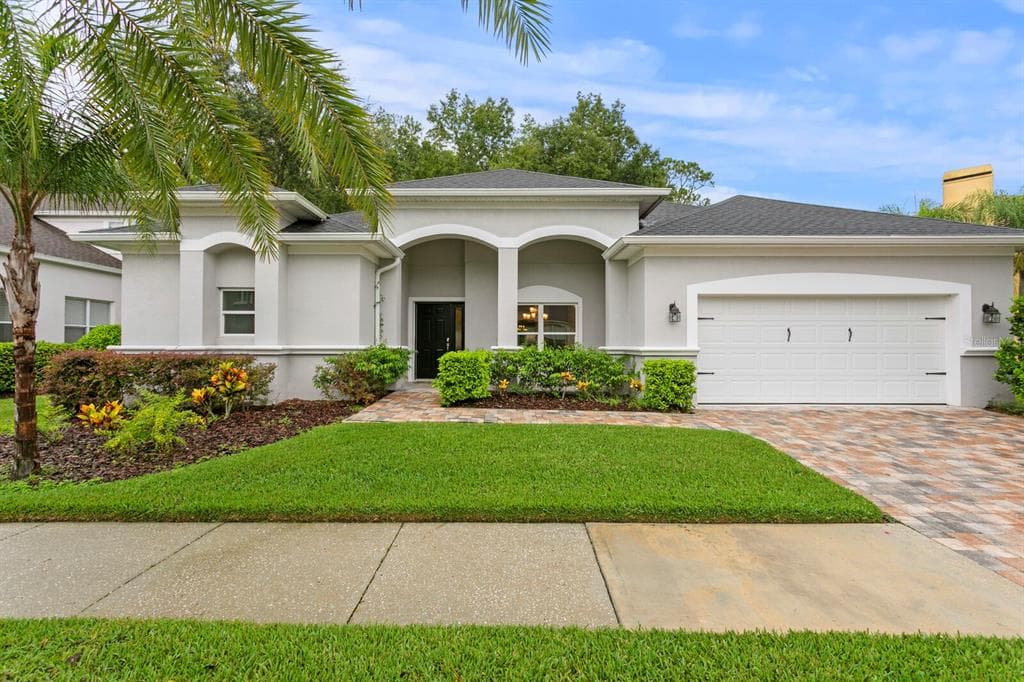 10437 CANARY ISLE DRIVE TAMPA, FL 33647