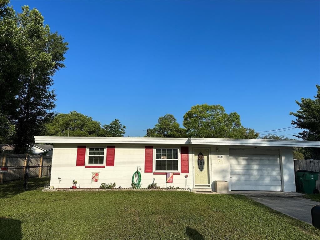 5853 20TH STREET ZEPHYRHILLS, FL 33542
