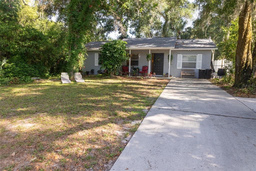706 CYPRESS STREET TARPON SPRINGS, FL 34689