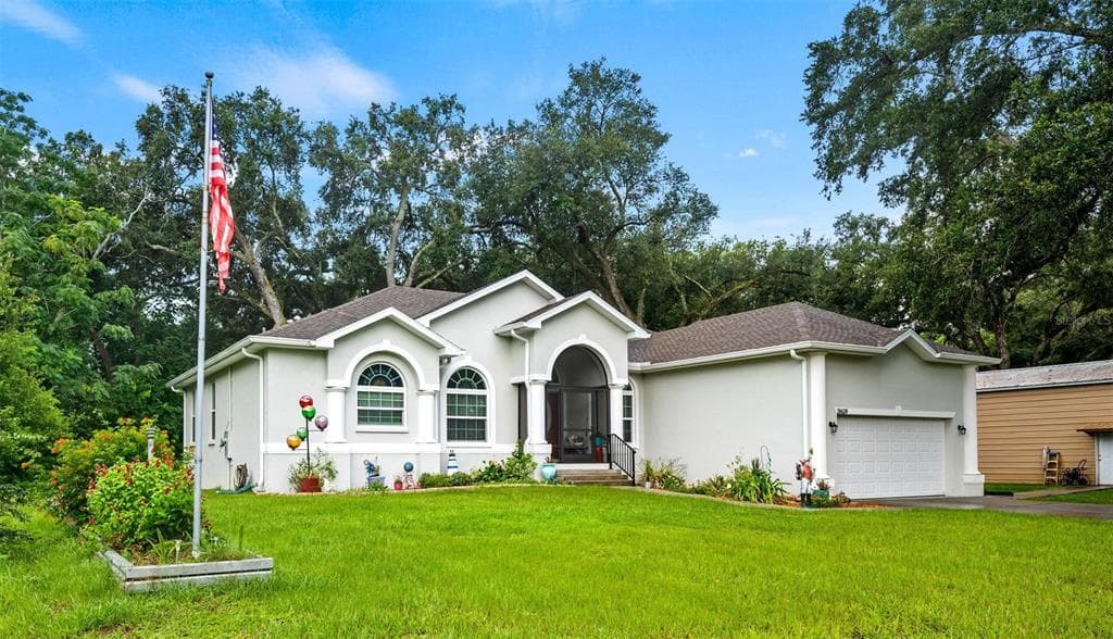 38624 ZEPHYR OAKS COURT ZEPHYRHILLS, FL 33540
