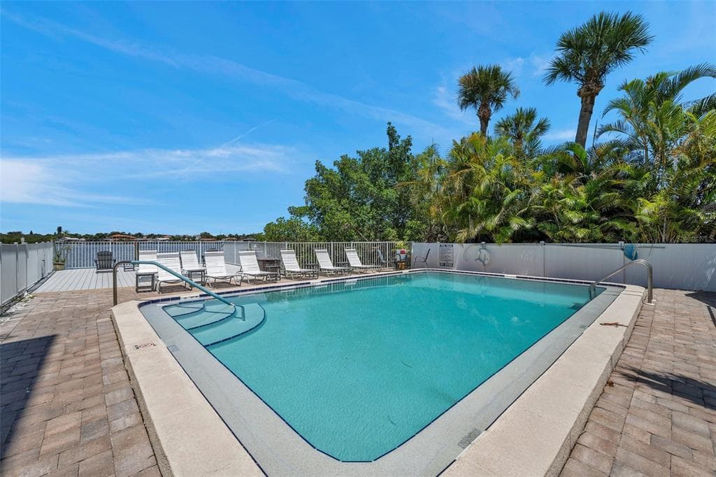 1859 SHORE DRIVE S UNIT 202 SOUTH PASADENA, FL 33707