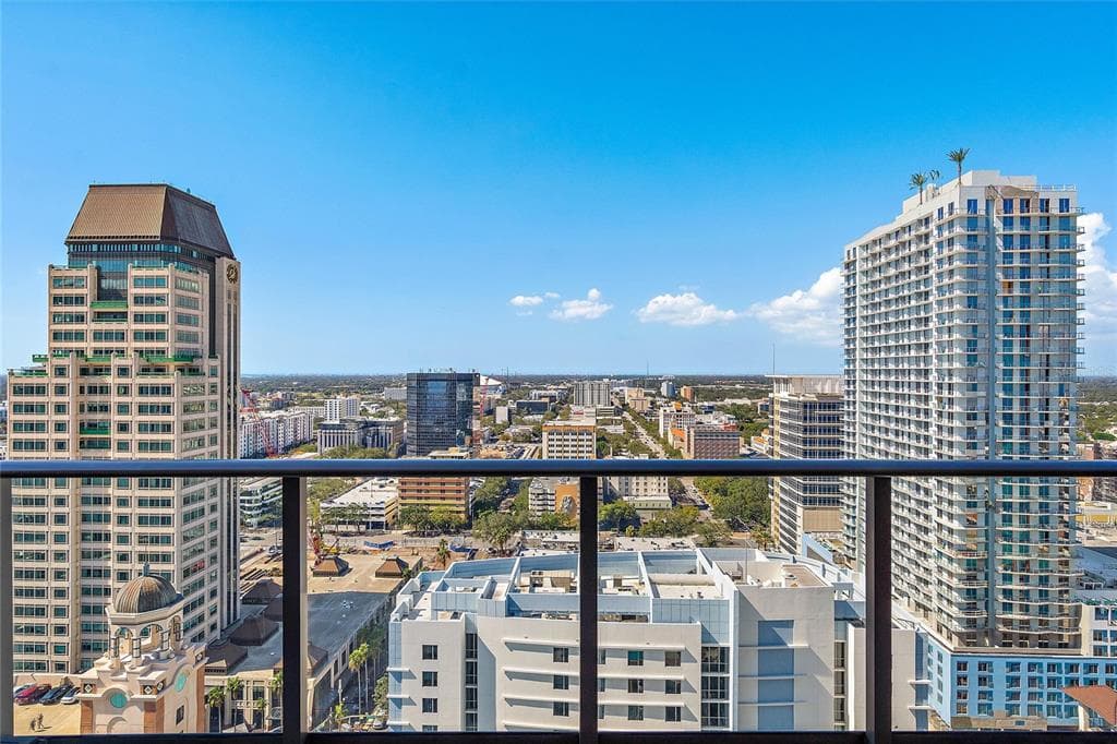 100 1ST AVENUE N UNIT 2507 ST PETERSBURG, FL 33701