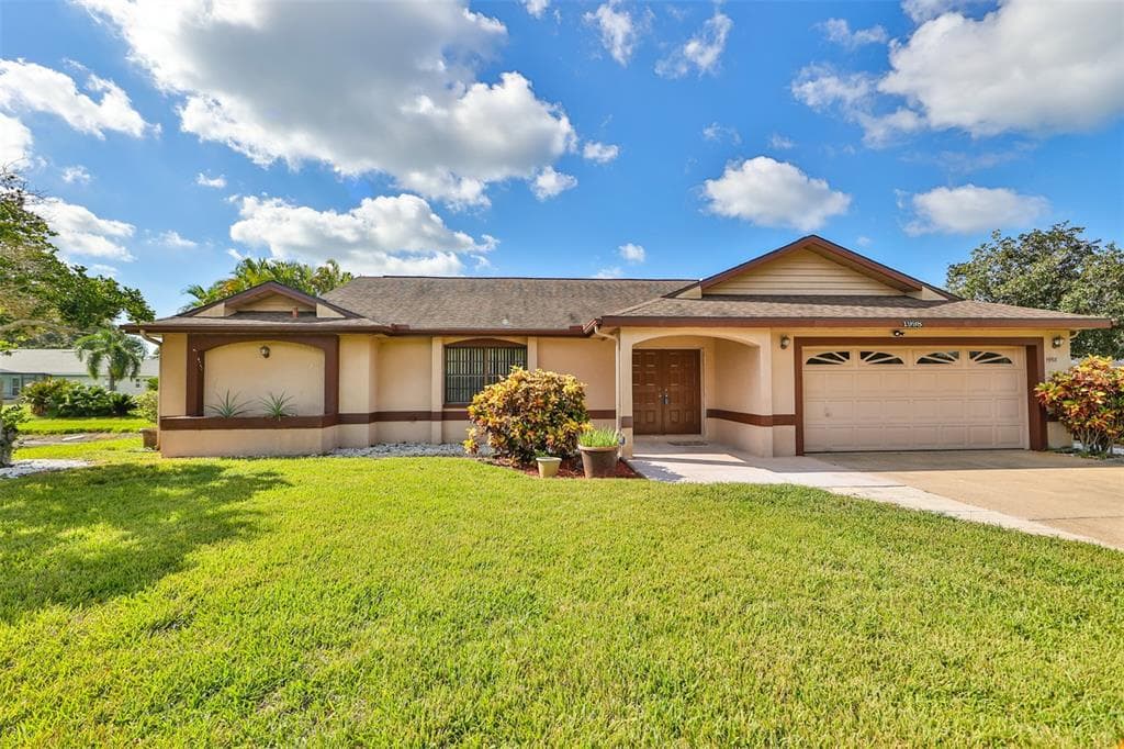 1998 58TH AVENUE S ST PETERSBURG, FL 33712