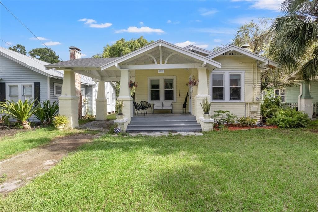 1217 E POWHATAN AVENUE TAMPA, FL 33604