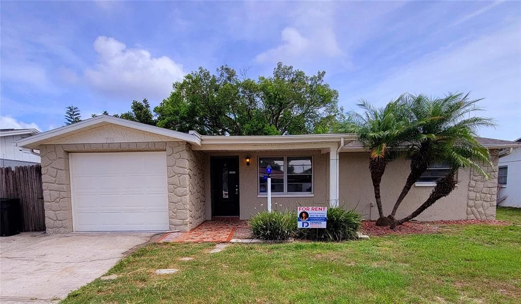 7114 OAKSHIRE DRIVE PORT RICHEY, FL 34668