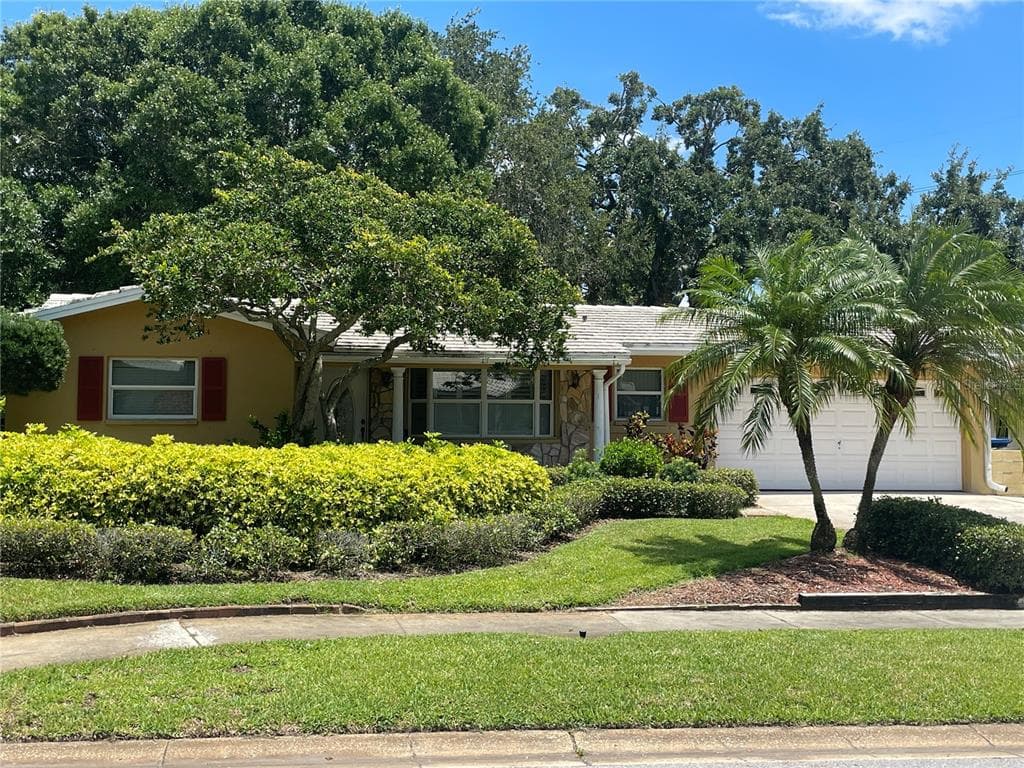 11970 68TH AVENUE SEMINOLE, FL 33772
