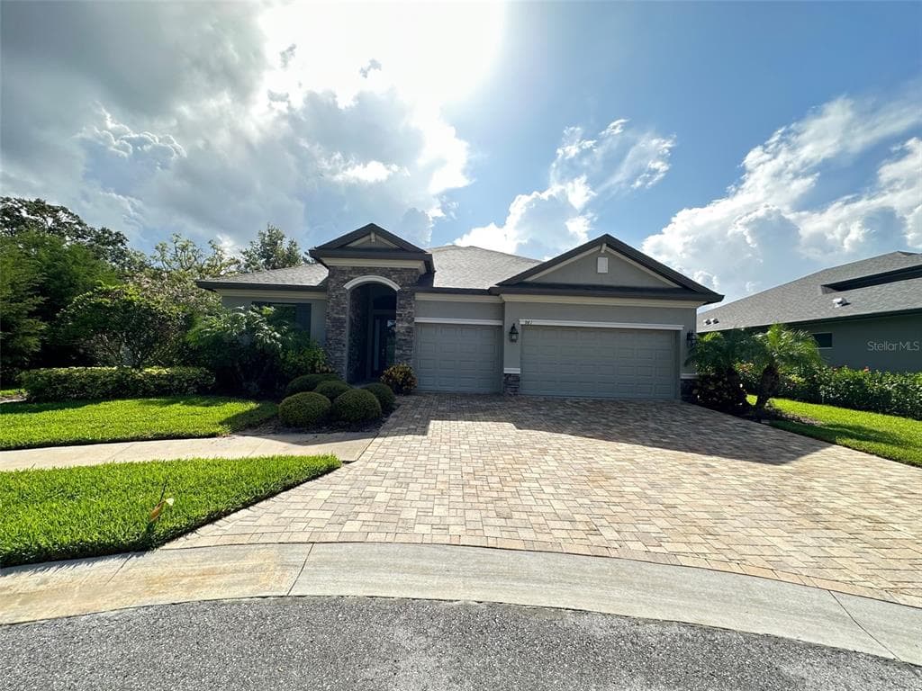 981 BEE BRANCH COURT PALM HARBOR, FL 34683