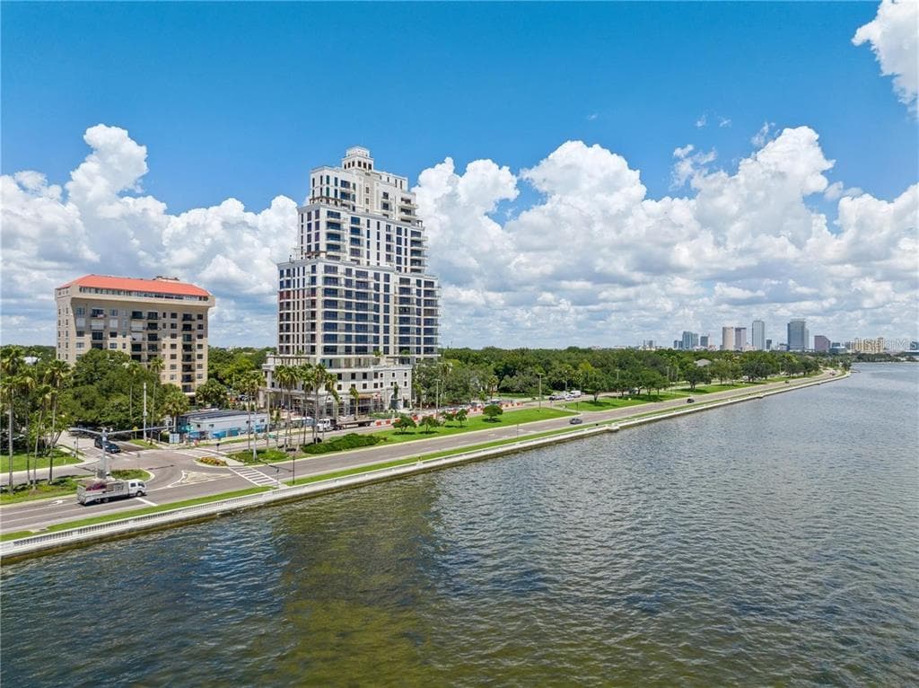 2109 BAYSHORE BOULEVARD UNIT 507 TAMPA, FL 33606