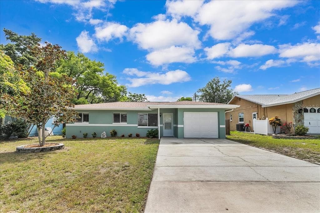 901 BERKLEY PLACE