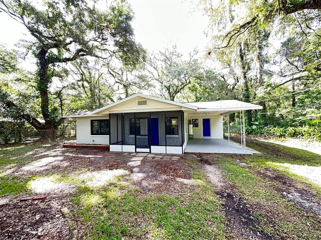 811 LIVE OAK DRIVE BROOKSVILLE, FL 34601