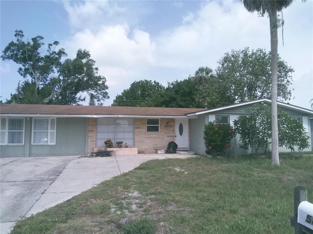 5812 24TH STREET COURT W BRADENTON, FL 34207