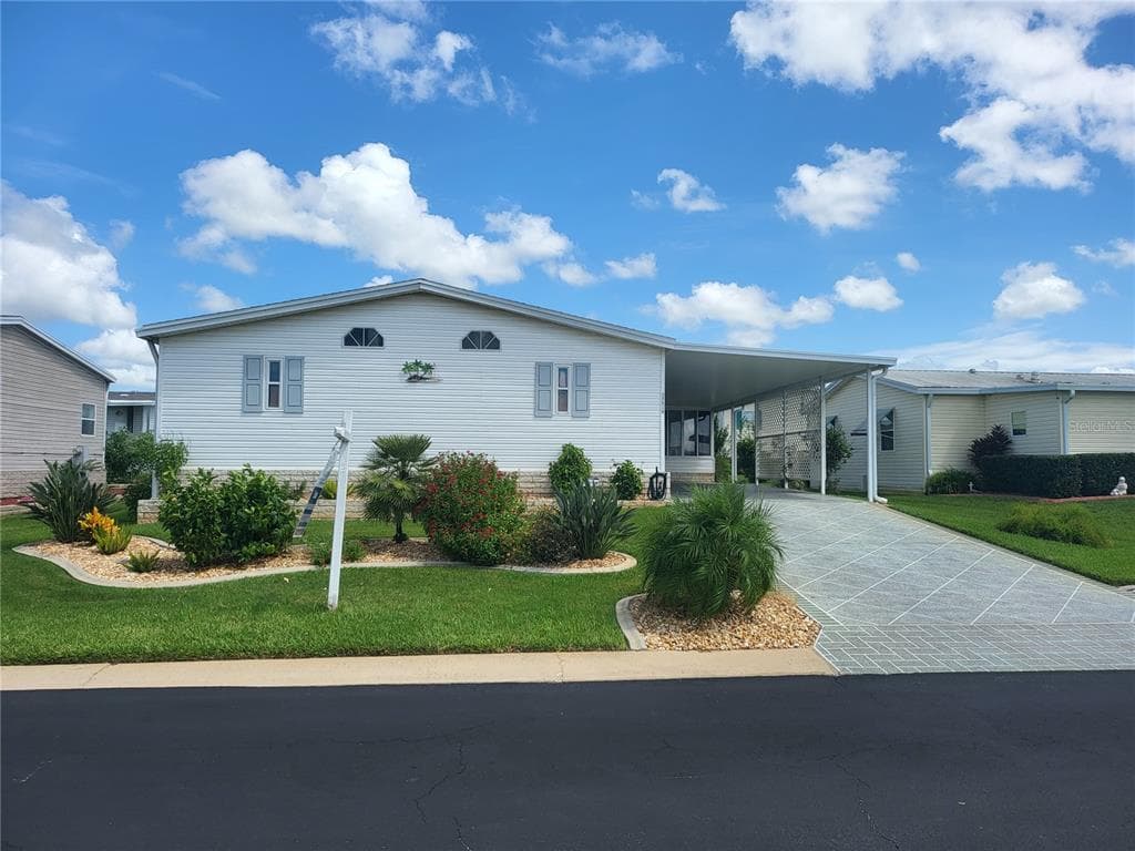 37519 NEUKOM AVENUE ZEPHYRHILLS, FL 33541