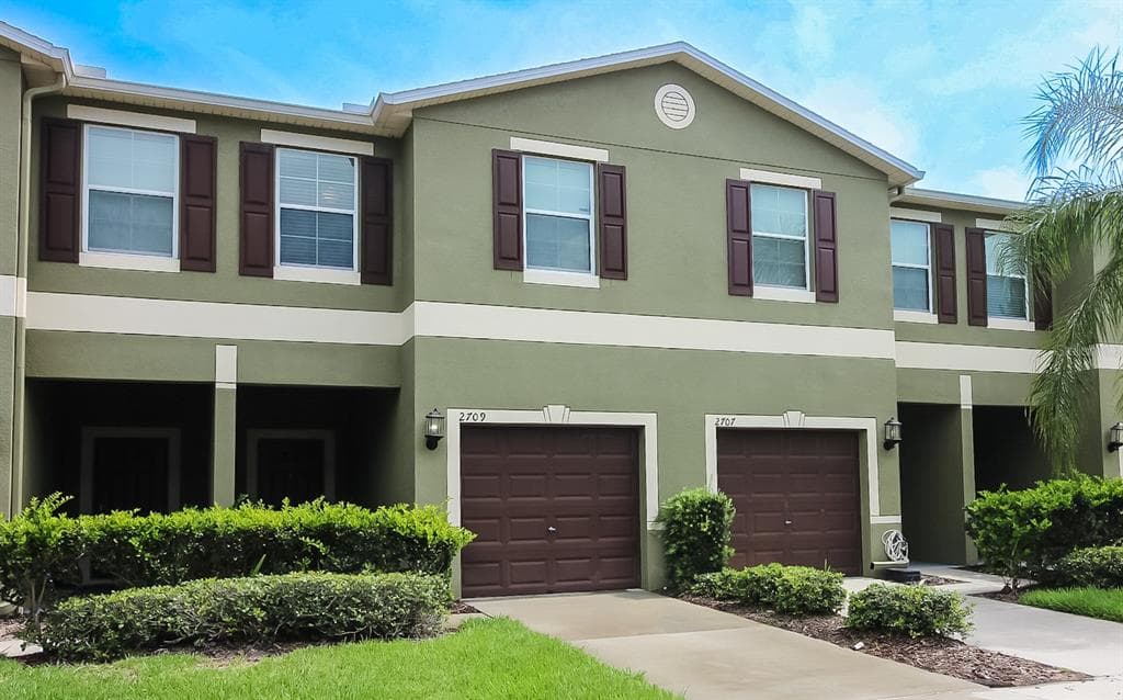 2709 ISABELLA VALLEY COURT BRANDON, FL 33511