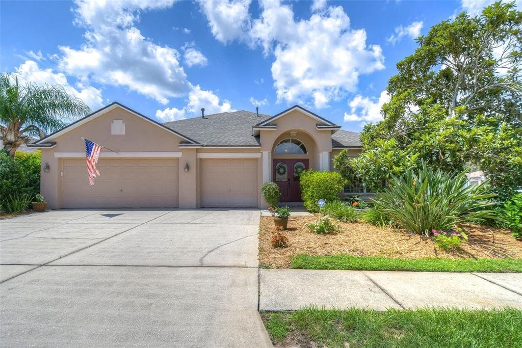 4524 RIVER OVERLOOK DRIVE VALRICO, FL 33596