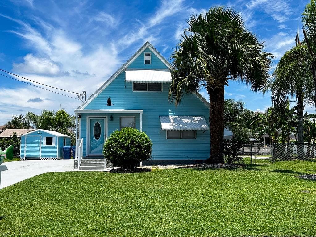4009 CASA COURT