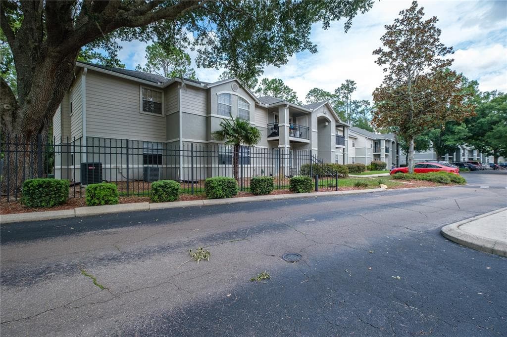3705 SW 27TH STREET UNIT 226 GAINESVILLE, FL 32608