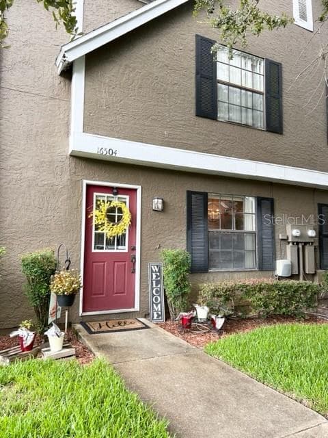 16504 LAKE BRIGADOON CIRCLE TAMPA, FL 33618