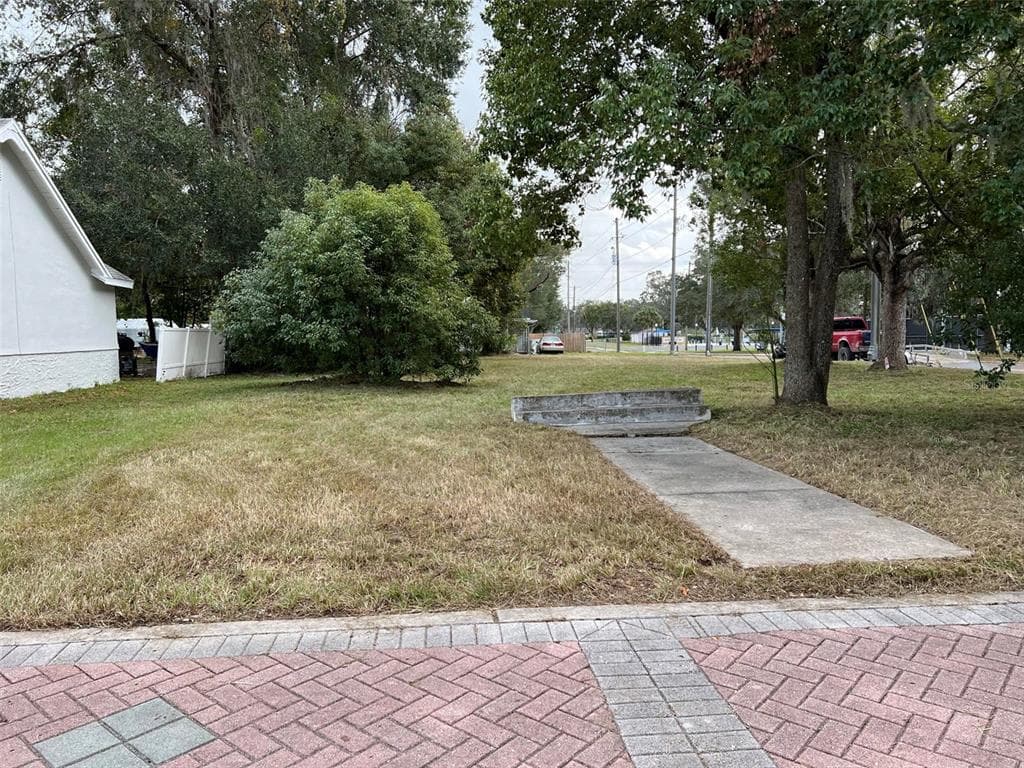 38214 5TH AVENUE ZEPHYRHILLS, FL 33542