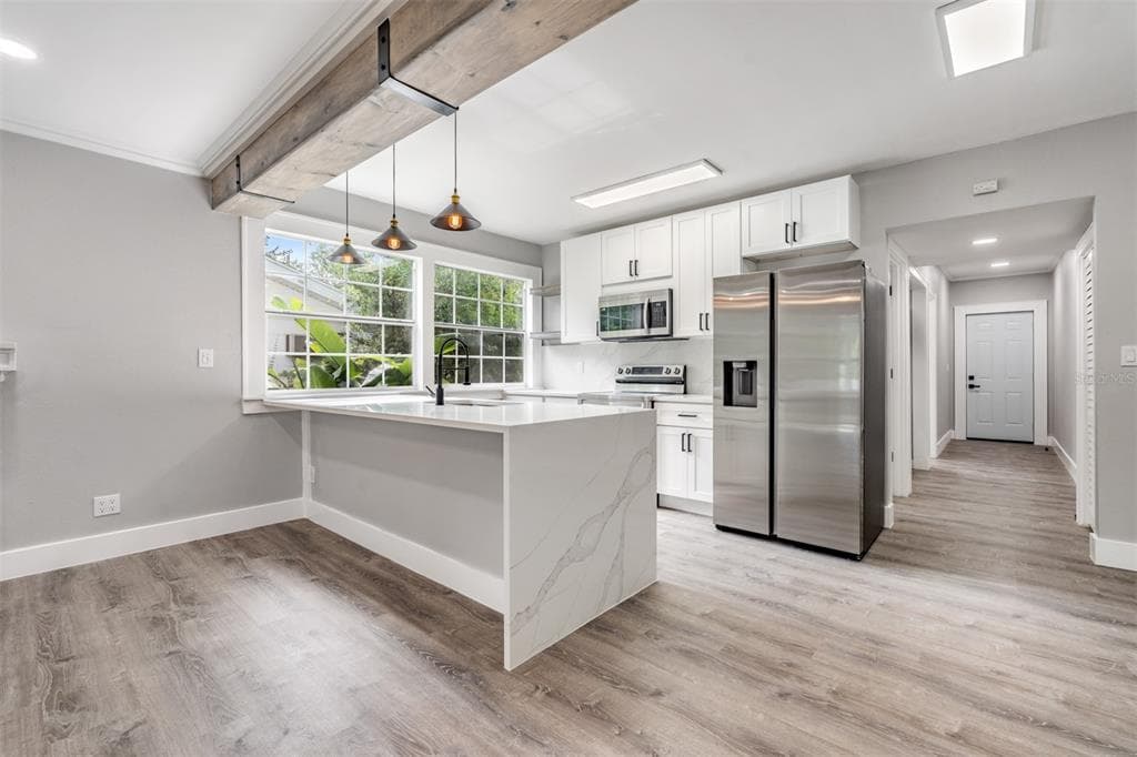 186 22ND AVENUE N UNIT 1 ST PETERSBURG, FL 33704