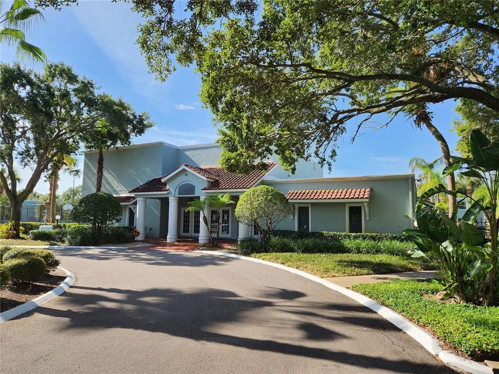 2868 SOMERSET PARK DRIVE UNIT 201 TAMPA, FL 33613