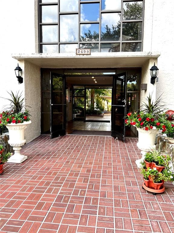 2699 SEVILLE BOULEVARD UNIT 306 CLEARWATER, FL 33764