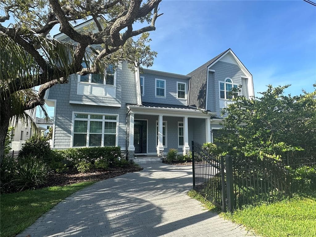 2910 W FAIR OAKS AVENUE TAMPA, FL 33611
