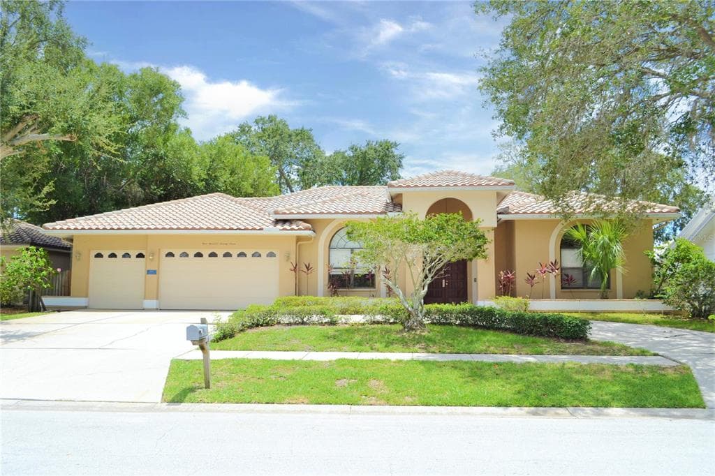 3077 DOXBERRY COURT CLEARWATER, FL 33761