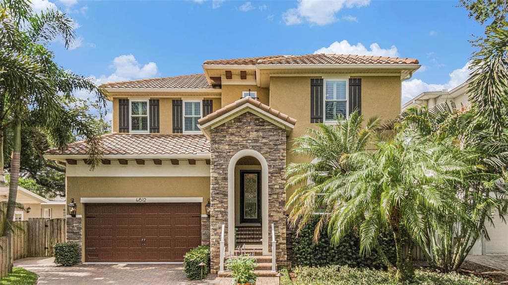 4612 W LOWELL AVENUE TAMPA, FL 33629