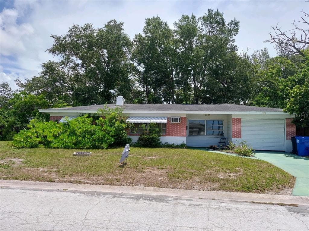 975 50TH STREET N ST PETERSBURG, FL 33710
