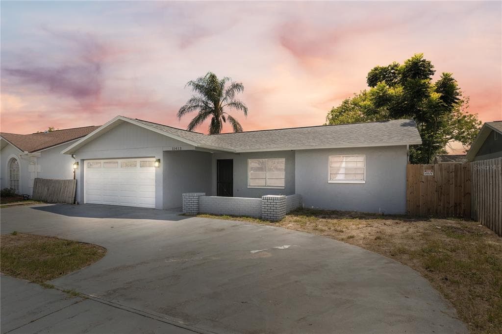 11413 FOX RUN PORT RICHEY, FL 34668