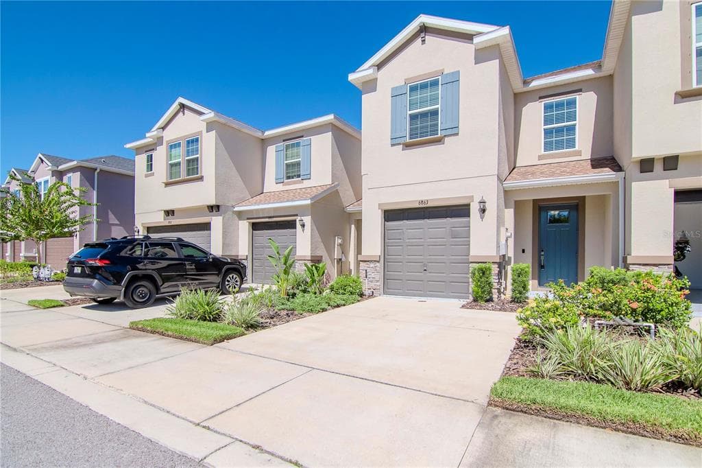 6863 CITRUS CREEK LANE TAMPA, FL 33625