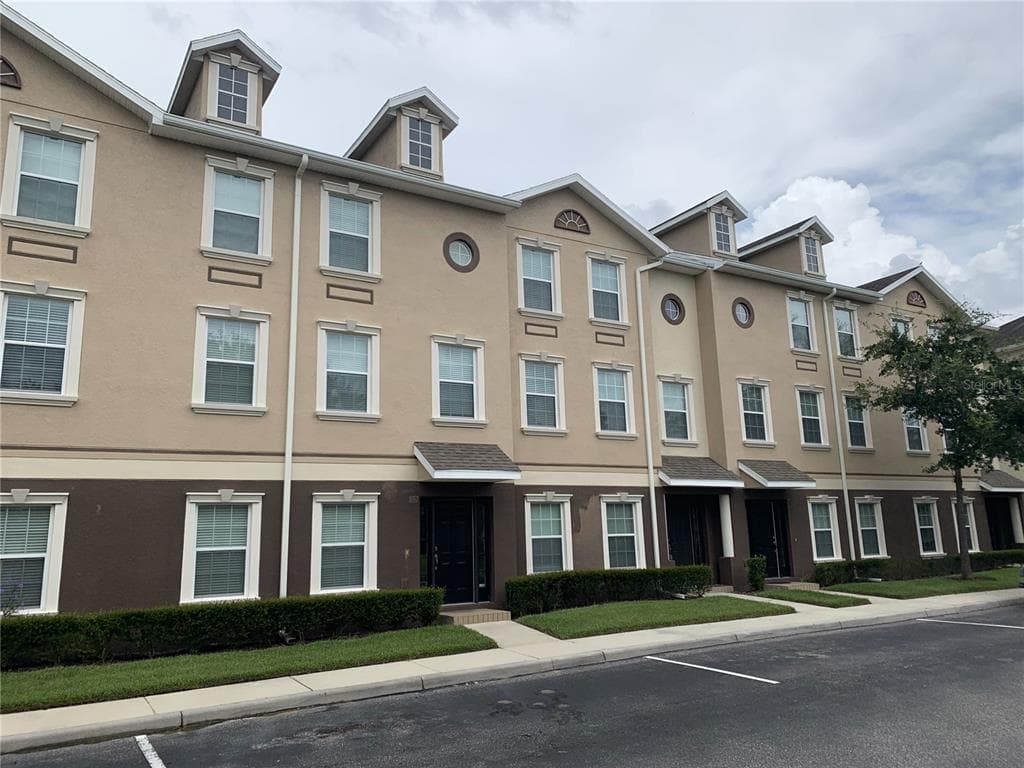 10144 ARBOR RUN DRIVE UNIT 152 TAMPA, FL 33647