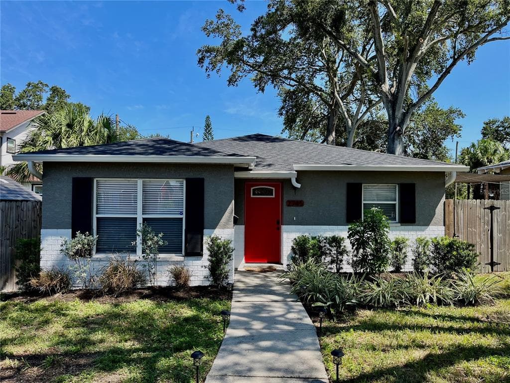 2745 4TH AVENUE S ST PETERSBURG, FL 33712