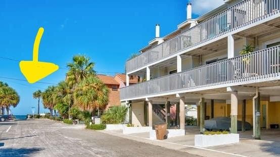 2700 GULF BOULEVARD UNIT 2 INDIAN ROCKS BEACH, FL 33785