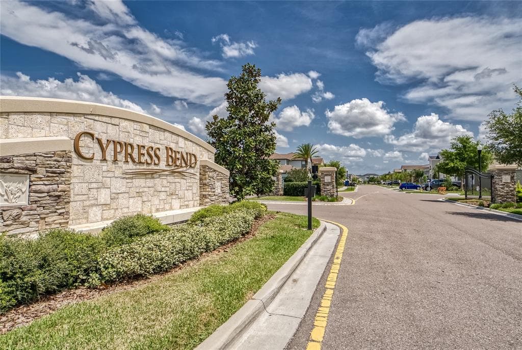 33243 AZALEA RIDGE DRIVE WESLEY CHAPEL, FL 33545