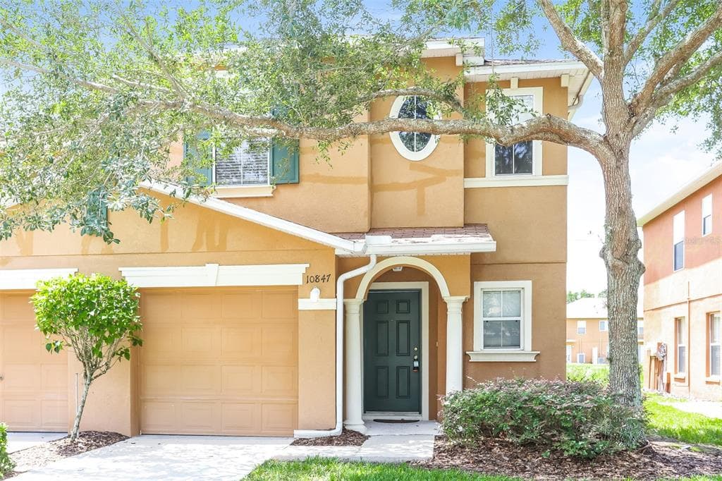 10847 KENSINGTON PARK AVENUE RIVERVIEW, FL 33578