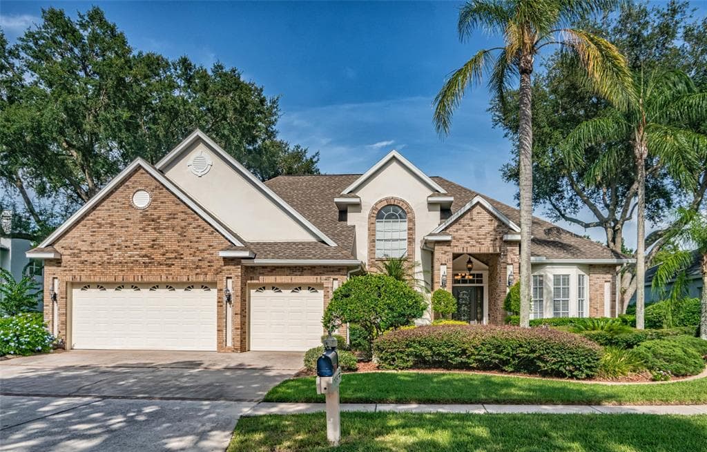 3818 S NINE DRIVE VALRICO, FL 33596