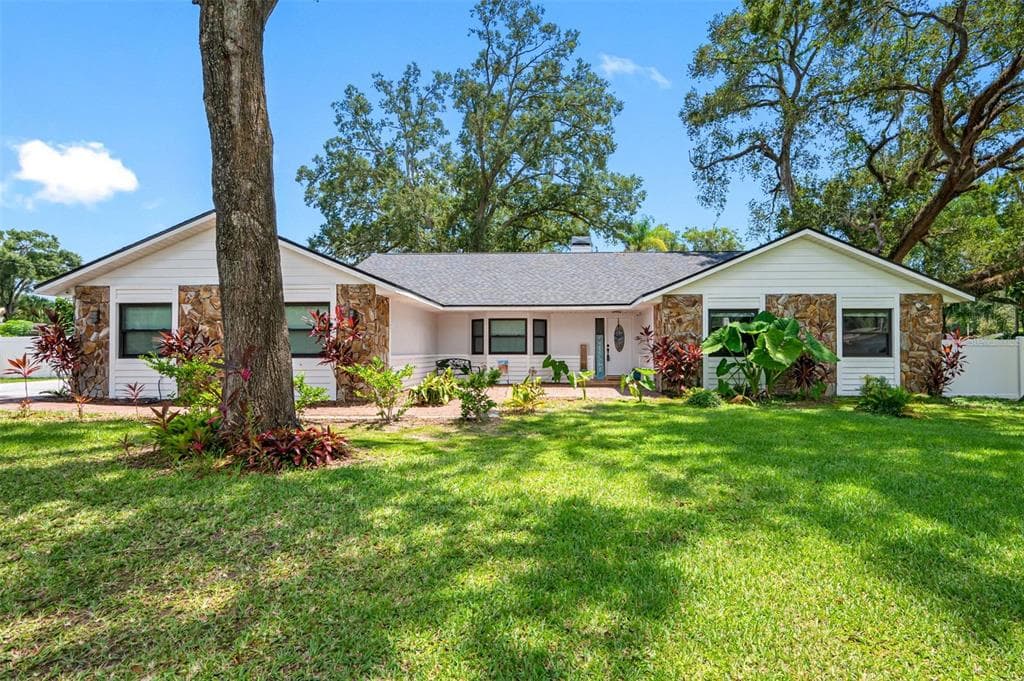 715 DEWOLF ROAD BRANDON, FL 33511