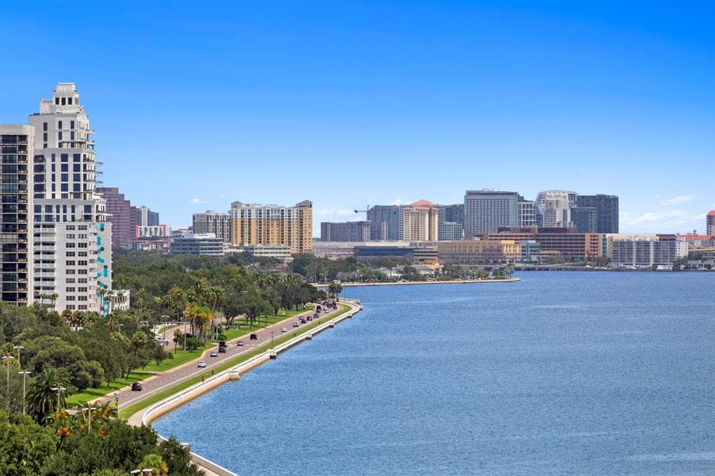 2900 W BAY TO BAY BOULEVARD UNIT 1103 TAMPA, FL 33629