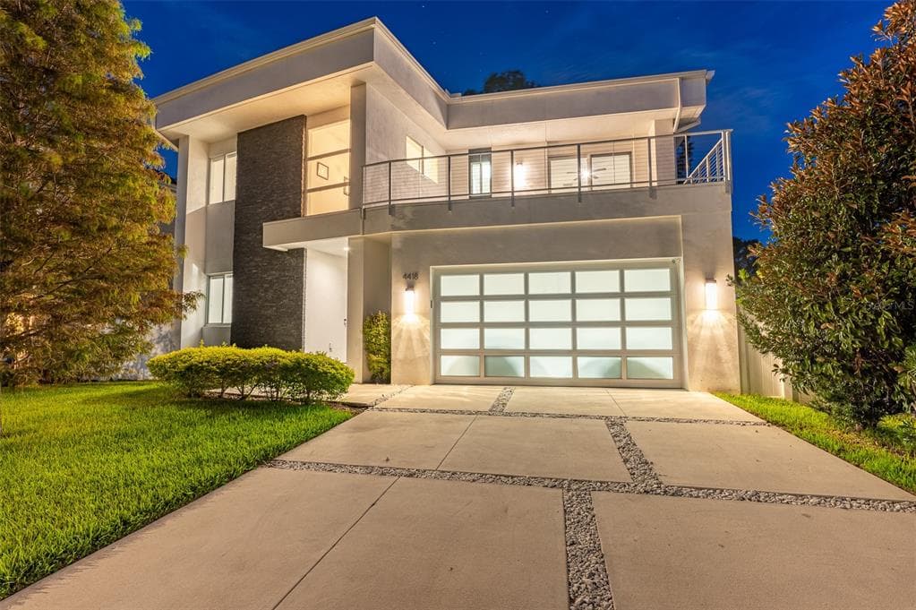 4418 W KENSINGTON AVENUE TAMPA, FL 33629