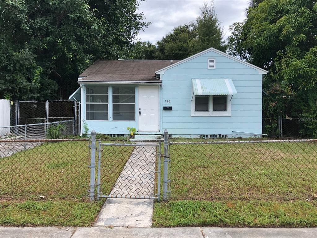 750 19TH AVENUE S ST PETERSBURG, FL 33705