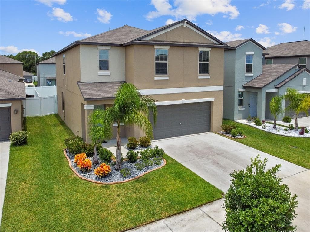7204 PEARLY EVERLASTING AVENUE TAMPA, FL 33619