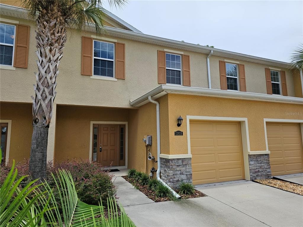 13938 SNAPPER FIN LANE TAMPA, FL 33637