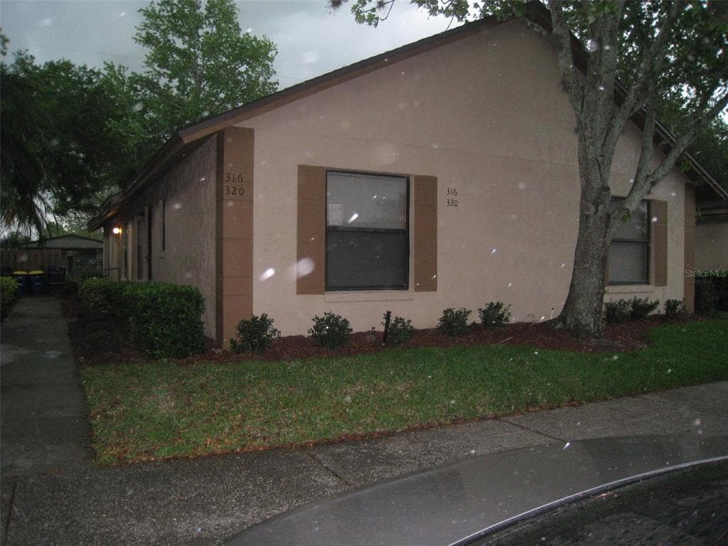 320 ERON WAY UNIT 6 WINTER GARDEN, FL 34787