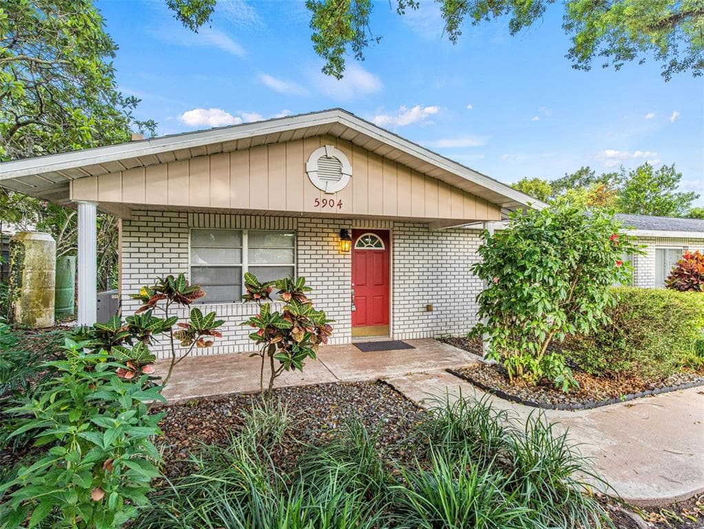 5904 16TH STREET ZEPHYRHILLS, FL 33542