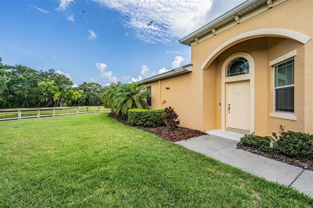 2425 RICHMOND GREENS COURT UNIT 2425 SUN CITY CENTER, FL 33573