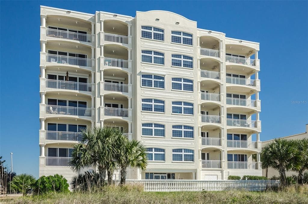 20110 GULF BOULEVARD UNIT 201 INDIAN SHORES, FL 33785