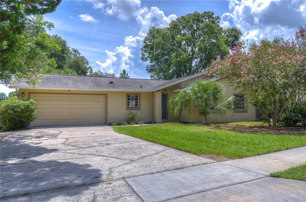 3104 KING JOHN PLACE SEFFNER, FL 33584
